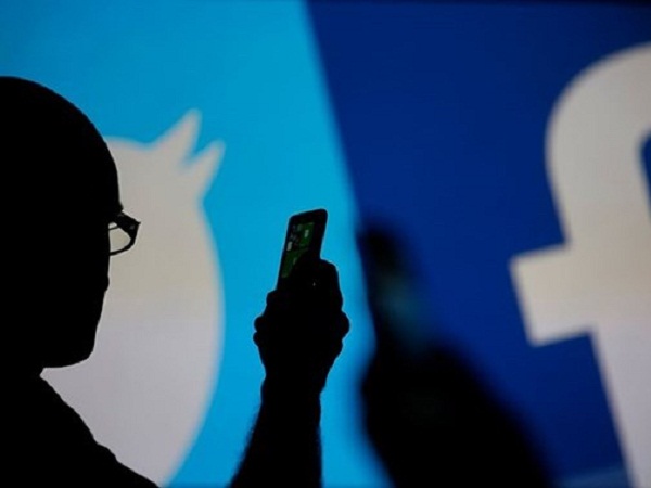 Ba "gã khổng lồ" trong lĩnh vực truyền thông xã hội là Facebook, Alphabet và Twitter đã ra điều trần trước Quốc hội Mỹ ngày 17/7