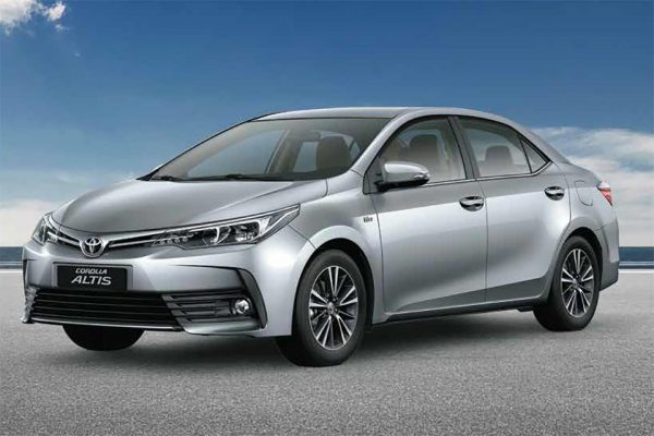 Toyota Việt Nam ra mắt Corolla Altis 2018, tăng giá cao nhất 38 triệu đồng