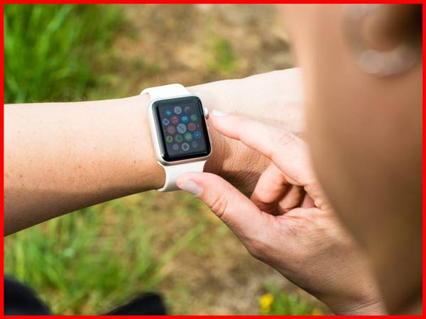 Mẹo hay kiểm tra Apple Watch chính hãng chuẩn xác nhất 2