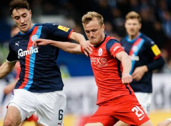 Soi kèo Hansa Rostock vs Holstein Kiel 18h30 ngày 22/10