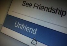 tại sao facebook tự hủy kết bạn