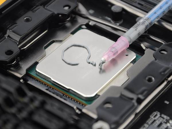 Tra keo tản nhiệt cho CPU làm mát máy tính