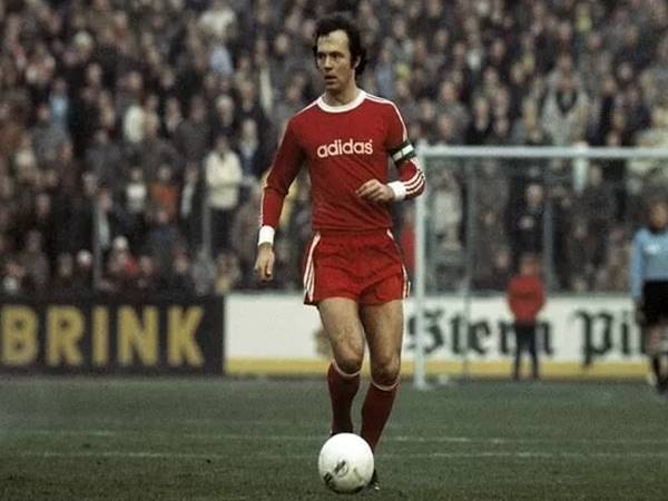 Các trung vệ hay nhất thế giới mọi thời đại