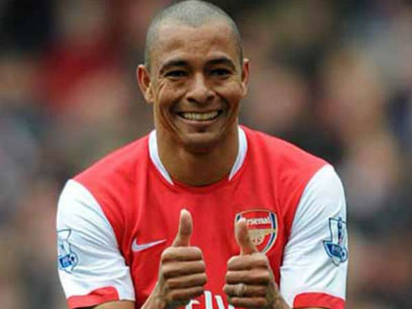 Tiền vệ Gilberto Silva