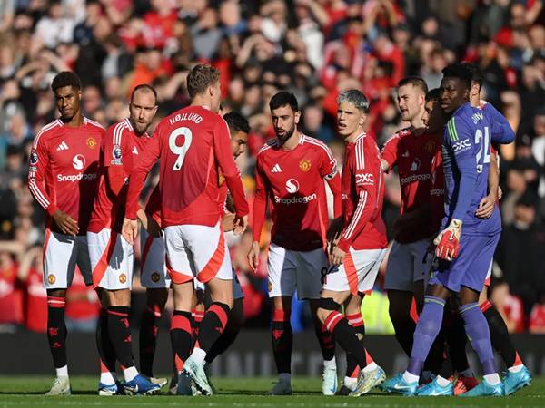 Những trận hòa đáng tiếc nhất của Man United