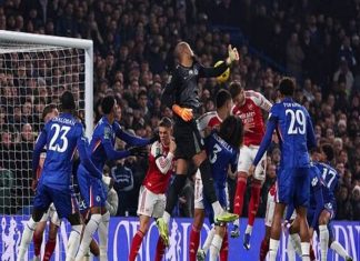 Tin Chelsea: HLV Rosenior được khuyên nên loại Sanchez