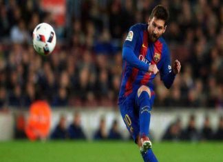 Sút bóng bổng và mạnh là gì?